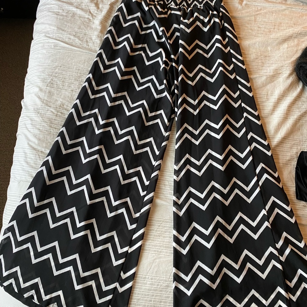 Black and white palazzo pants